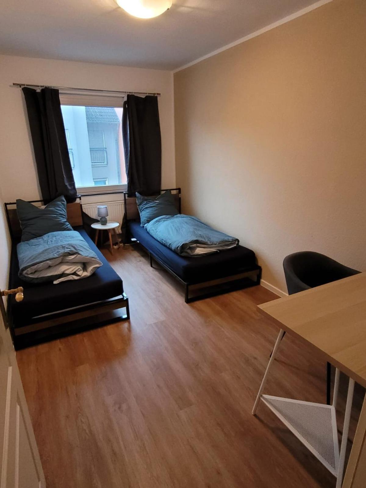 3-Zimmer Mitten In Siegburg Esterno foto
